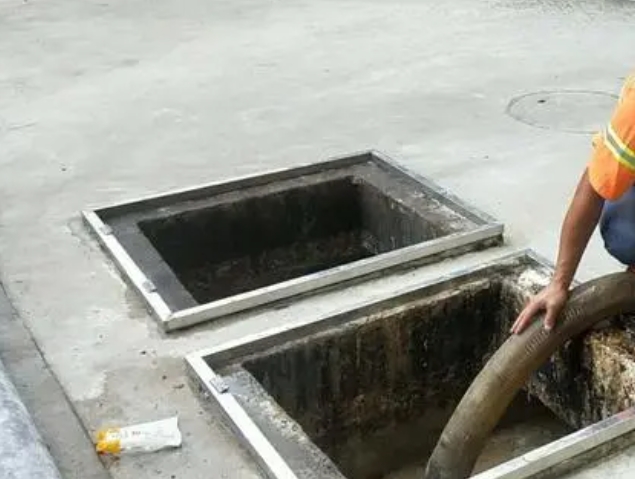 南吕镇化粪池清理
